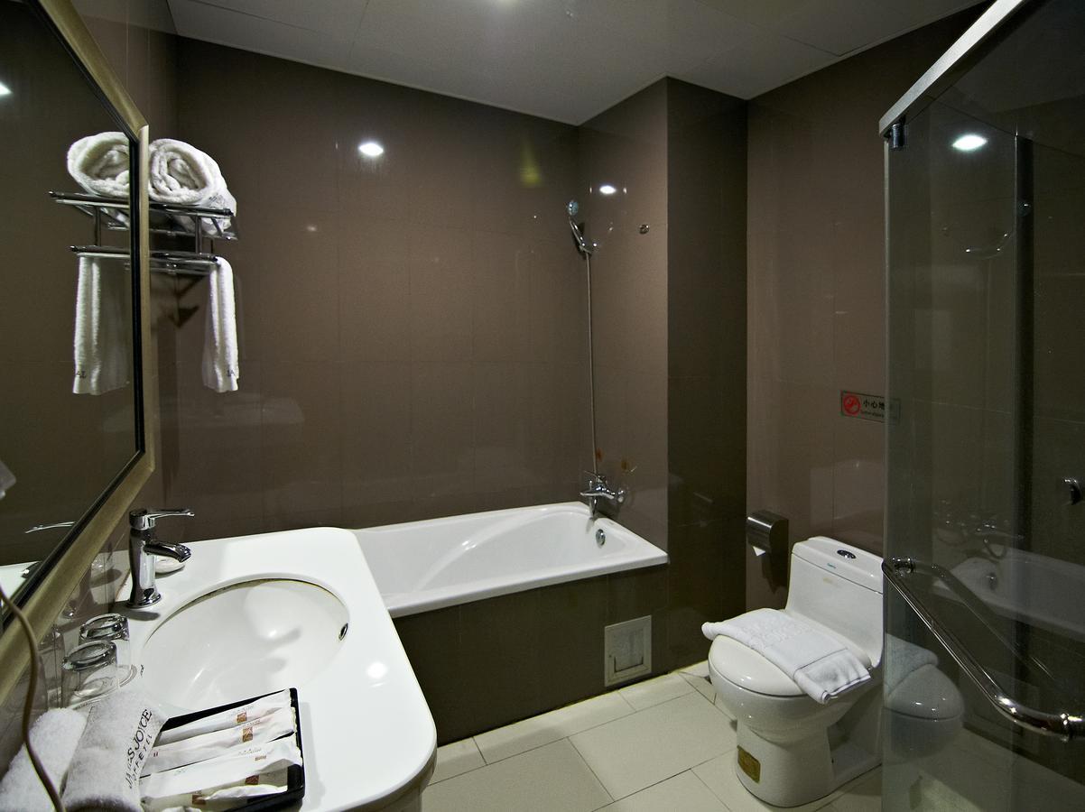 James Joyce Coffetel Hotel Guangzhou Shi Jing City Square Branch 外观 照片