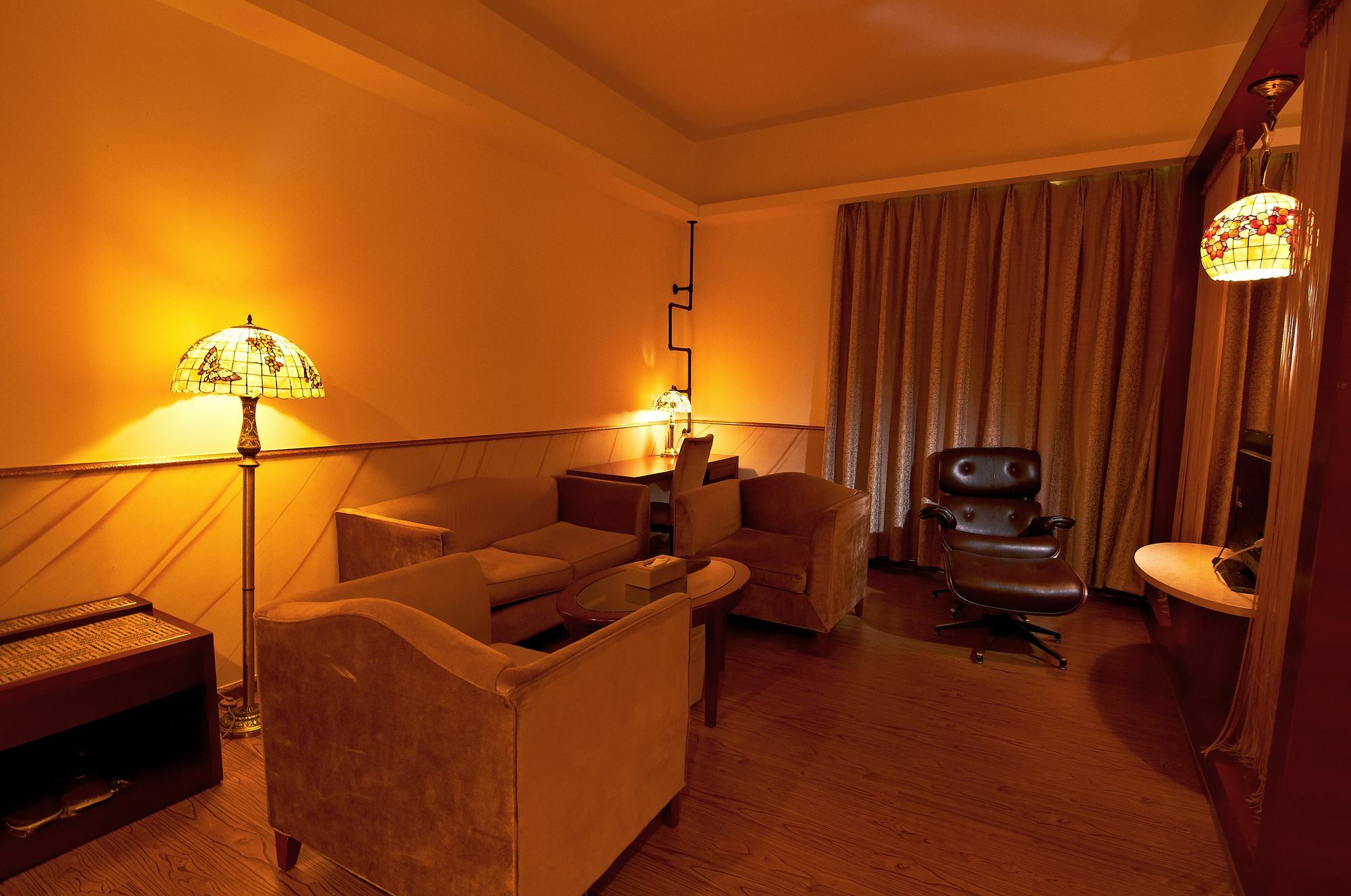 James Joyce Coffetel Hotel Guangzhou Shi Jing City Square Branch 外观 照片